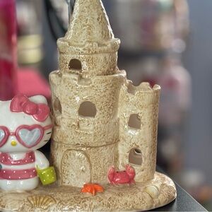 Blue Sky Clayworks Hello Kitty Sand Castle Candle Holder - Thumbnail 4